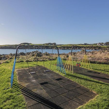 Апартаменты The Clamshell Isle of Whithorn Экстерьер фото
